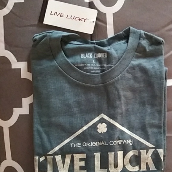 Black Clover t-shirt - Picture 2 of 2